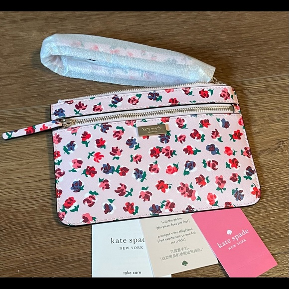 KATE SPADE-NWT Pink Leather Floral Wristlet - Picture 13 of 13